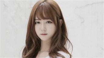 韩国女主播世雅泳装,韩国女主播的夏日魅力展现